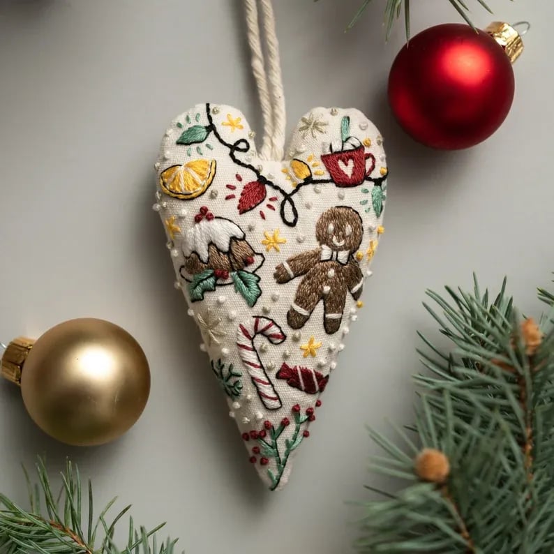 🎉2025 Christmas Sale 49% Discount - DIY Heart Shaped Hand Embroidered Christmas Ornament Kit